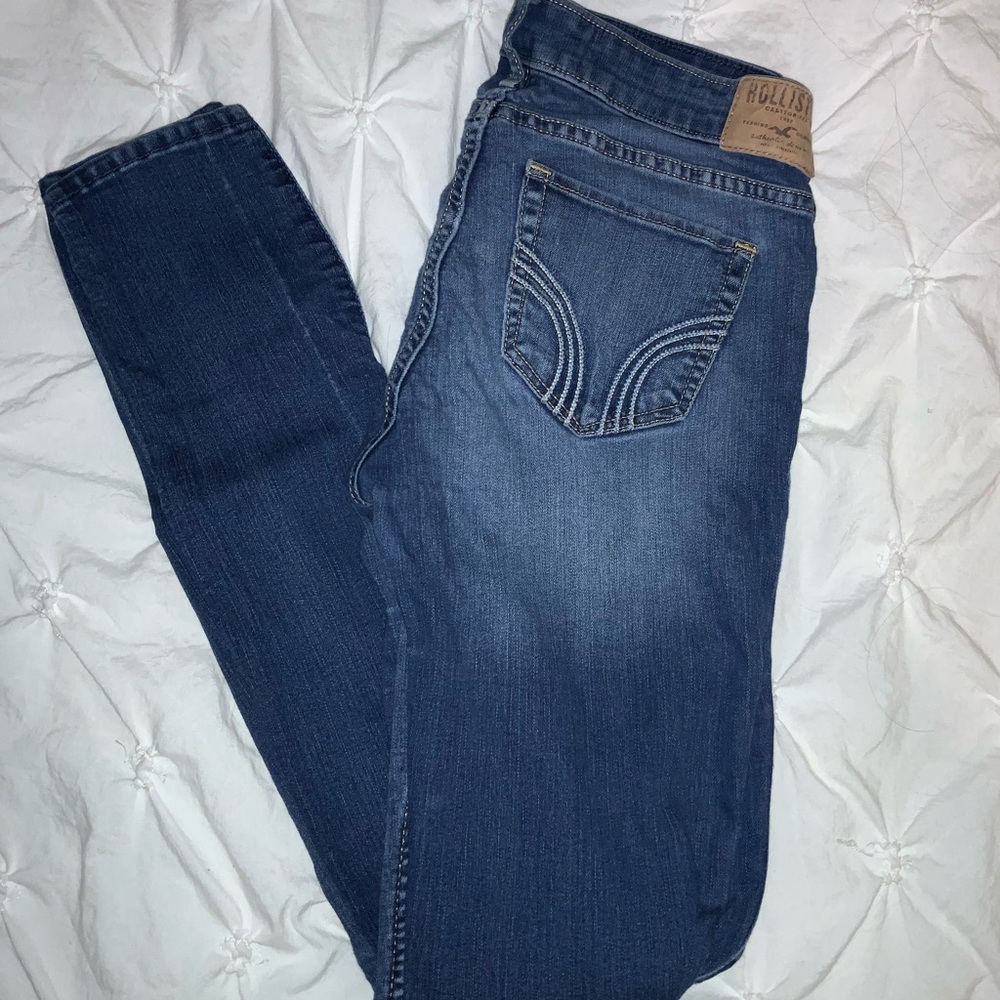 Hollister Super Skinny Jeans